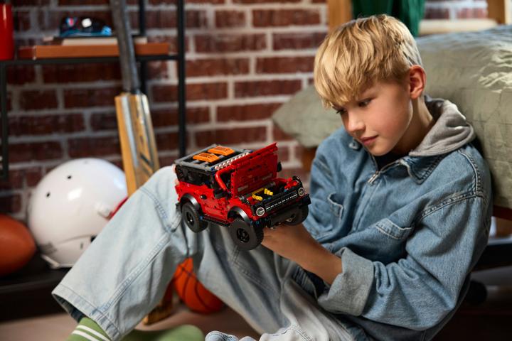 Produktbild LEGO Ford Bronco Offroader (42213, LEGO Technic)
