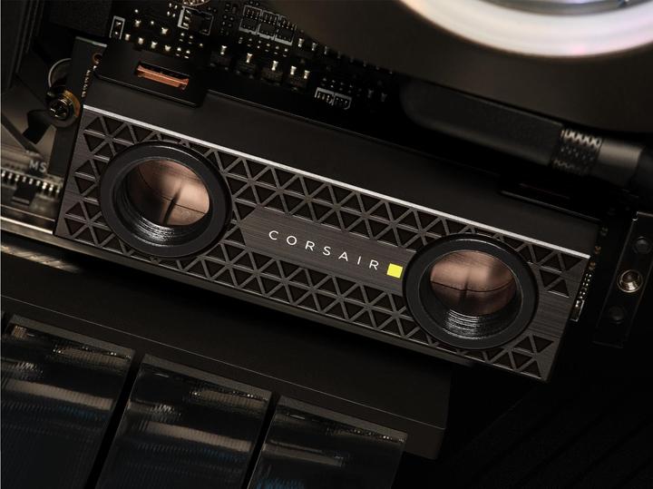 Produktbild Corsair MP700 PRO Hydro X Series (2000 GB, M.2 2280)