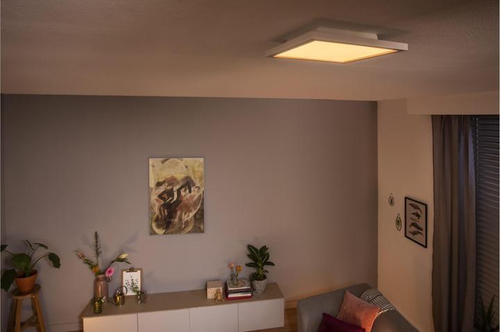 Actual product image Philips Hue Aurelle Basis BT (3550 lm)