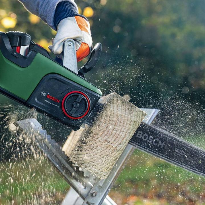 Actual product image Bosch Home & Garden AdvancedChain 36V-35-40 (Battery chain saw)