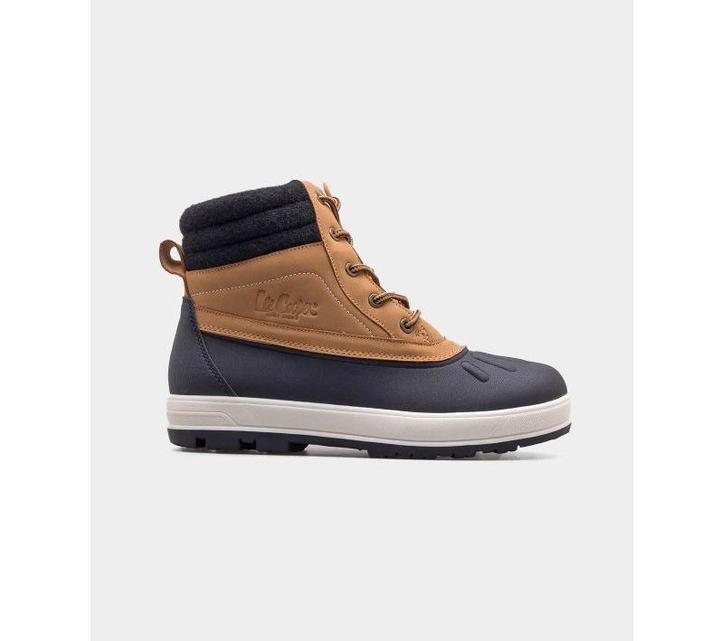 Lee Schneestiefel (40)