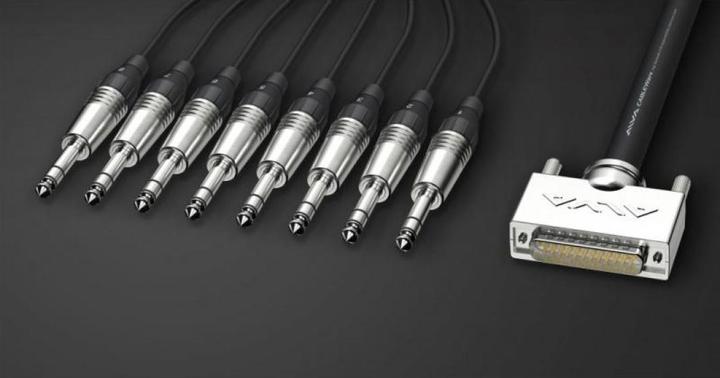 Produktbild Alva D-Sub25 – 8x TRS (3 m, DB25)