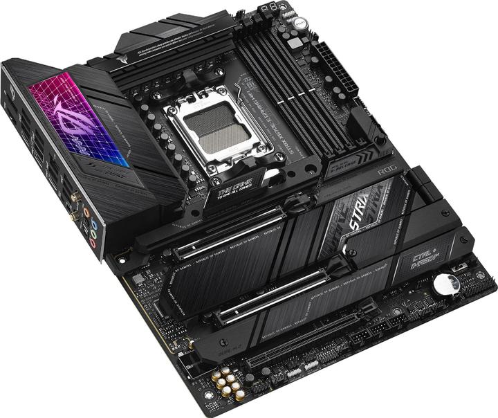 Image du produit ASUS ROG Strix X670E-E Gaming Wifi (AM5, AMD X670E, ATX)