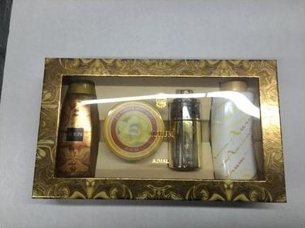 Image du produit Ajmal USA Seller Aurum Eau de Parfum 2.5 Gift Set (Set parfum)