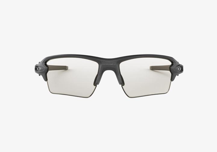 Produktbild Oakley OO918816 Flak 20 XL Photochromic (Steel, Transparent)