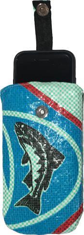 Produktbild Bekos Upcycling - Handy - Hülle mit Zuglasche aus recycelten Fischfuttersäcke light green M