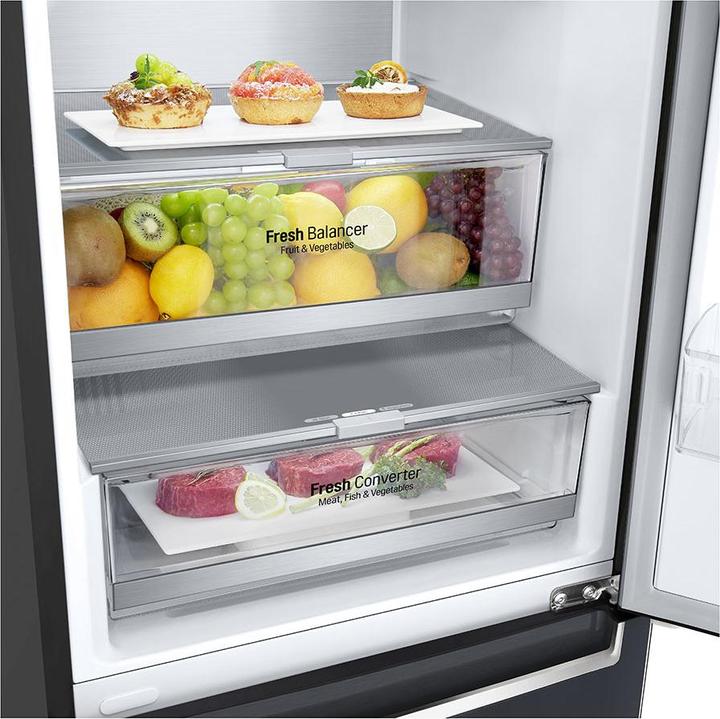 Actual product image LG Refrigerator with freezer GBB92MCAXP WxHxD 59,5x203x68,2 cm Total usable capacity 384 l (384 l)