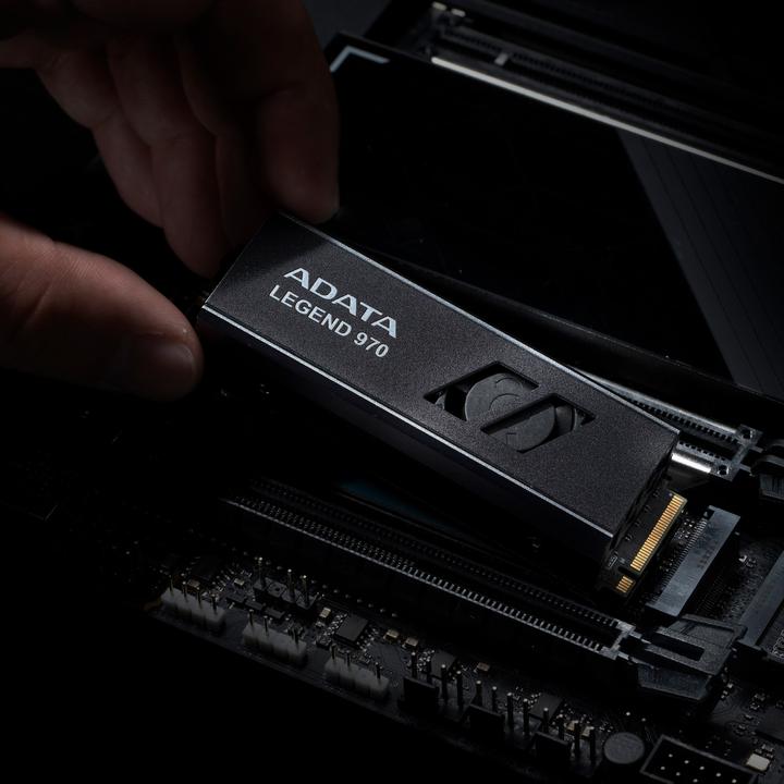 Immagine prodotto Adata SSD Legend 970 M.2 1TB PCIe Gen5x4 2280 (1000 GB, M.2 2280)