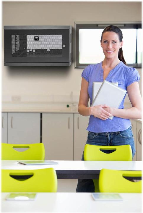 Image du produit Eaton SmartRack 9U profil bas Switch-Depth Wall-Mount Mini Rack Enclosure (9 HE, Rack 19 pouces)