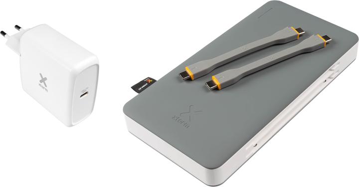 Actual product image Xtorm Laptop Powerbank Voyager XB303 + USB 60W power supply CX024