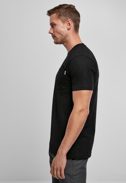 Actual product image Urban Classics Organic Cotton Basic Pocket Tee (4XL)