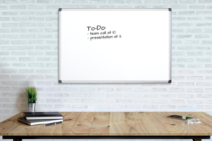 Produktbild Q-Connect Weisswandtafel Email (120 x 90 cm)