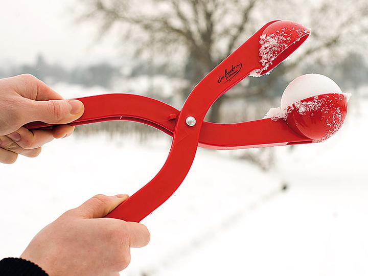 Produktbild Infactory 2er-Set Profi-Schneeballzange für Schneebälle mit Ø 7 cm, rot