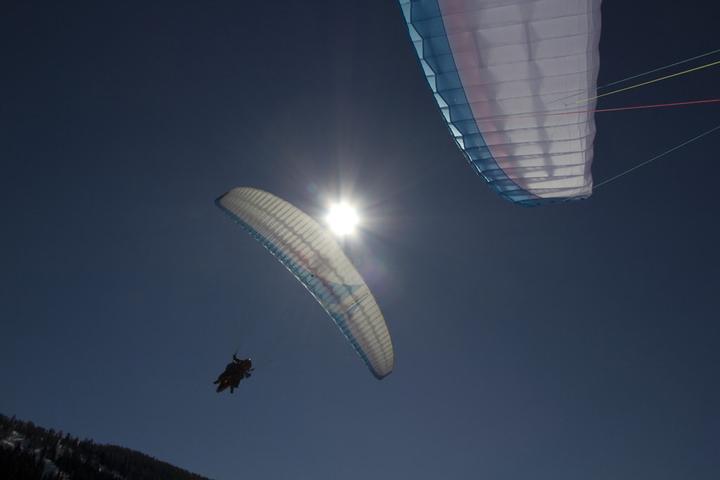 Immagine prodotto Volo tandem in parapendio (1 pers.)