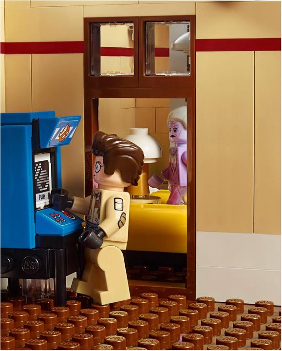 Actual product image LEGO Ghostbusters - Fire Brigade Headquarters (75827, LEGO Rare Sets)