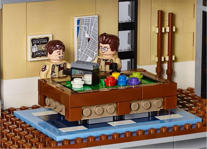 Actual product image LEGO Ghostbusters - Fire Brigade Headquarters (75827, LEGO Rare Sets)