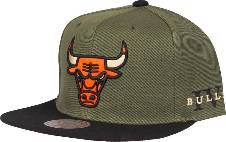 Produktbild Mitchell & Ness Snapback Cap - CORE IV Chicago Bulls oliv (One Size)