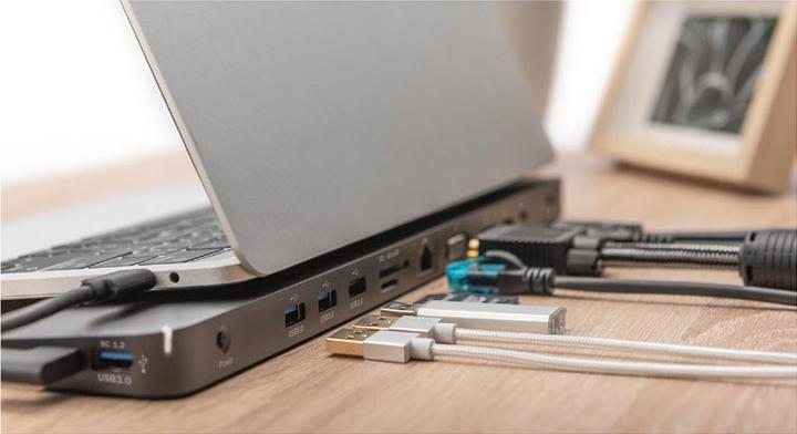 Actual product image Mediacom M-DOCKTPCP port replicator and docking station for notebooks Wired USB 3.2 Gen 1 (3.1 G (USB-C, 8 Ports)