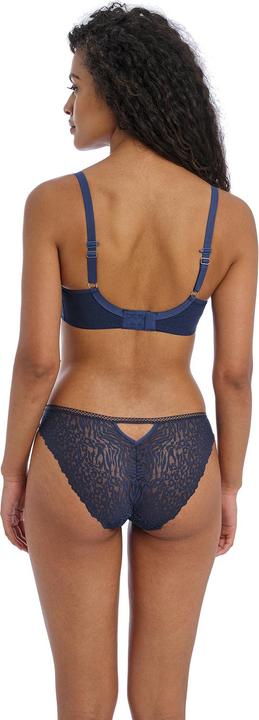 Actual product image 's underwired side-reinforced bra catwalk (Single pack, 75 H)