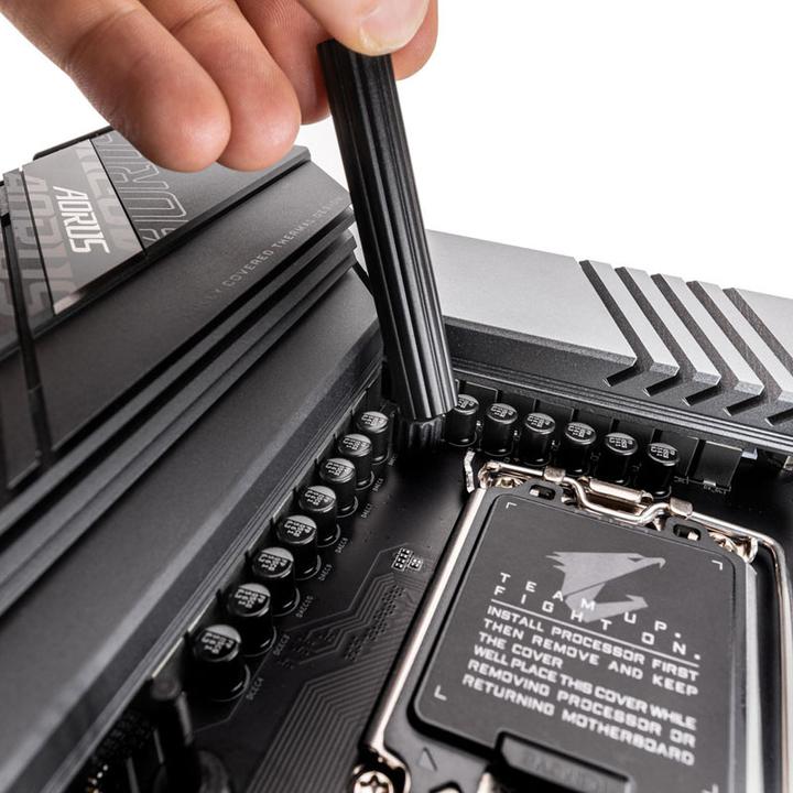 Actual product image EKWB EK-Nucleus AIO CR360 Dark complete water cooling system