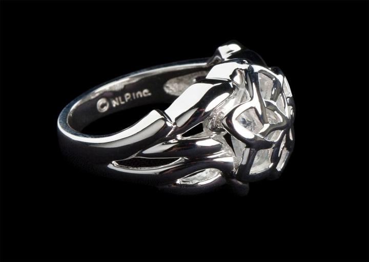 Image du produit Weta Workshop Le Seigneur des Anneaux bague de Galadriel Nenya (argent sterling) Taille 9.75 (950 Platine)