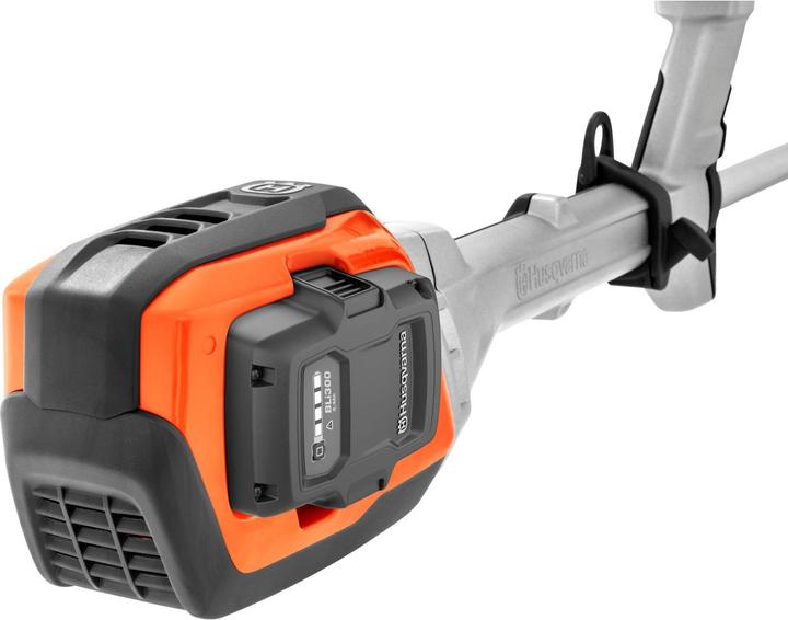 Actual product image Husqvarna 535iRXT (Trim line, Metal cutting blade)