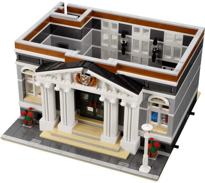 Actual product image LEGO City Hall (10224, LEGO Creator Expert)
