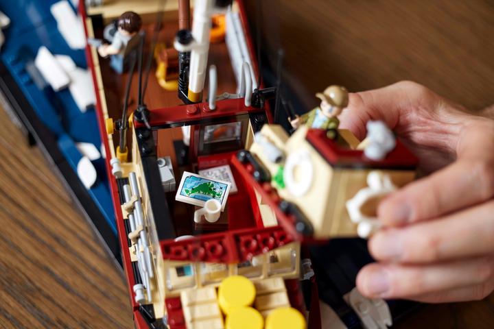 Image du produit LEGO Le grand requin blanc (21350, LEGO Ideas, LEGO difficiles à trouver)