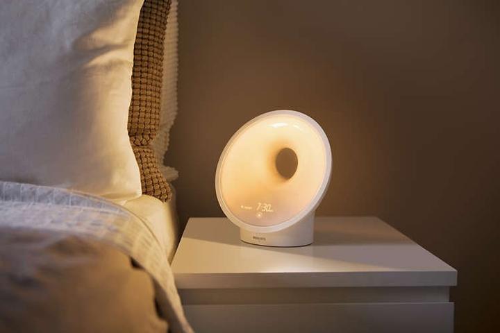 Productafbeelding Philips Slimme slaap- en weklamp HF3650/01