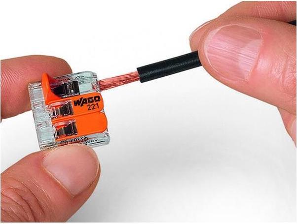Actual product image Wago COMPACT SPLICING CONNECTOR 5 x 0.2 - 4 mm² FOR ALL WIRE TYPES