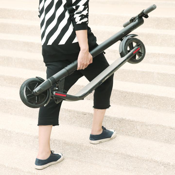 Image du produit Segway-Ninebot KickScooter ES1 (20 km/h, 25 km, 250 W)