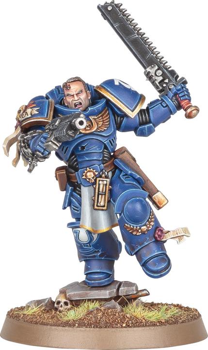 Produktbild Games Workshop Warhammer 40k - Ultramarines Lieutenant Titus