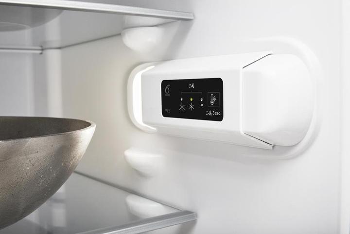 Image du produit Whirlpool W5 721E OX 2 Réfrigérateur/congélateur Pose libre Gris 308 l (308 l)