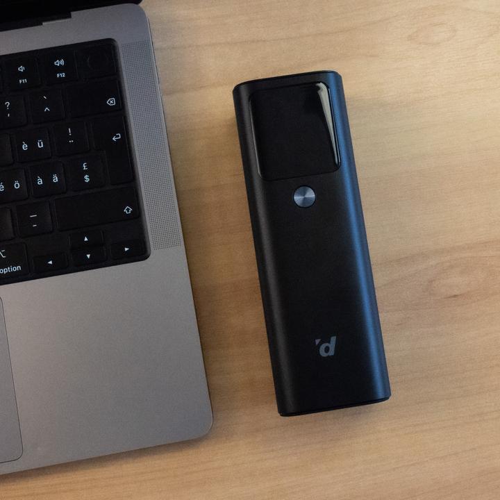 Immagine prodotto Digitec Powerbank (27600 mAh, 140 W, 99.36 Wh)