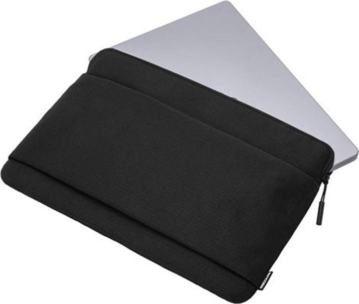 Actual product image Incase Go (16", Apple)