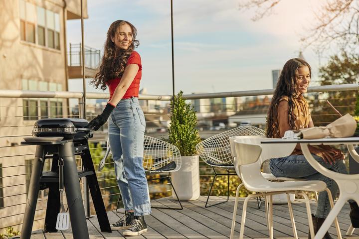 Image du produit Weber Lumin Compact avec stand (2.20 kW)