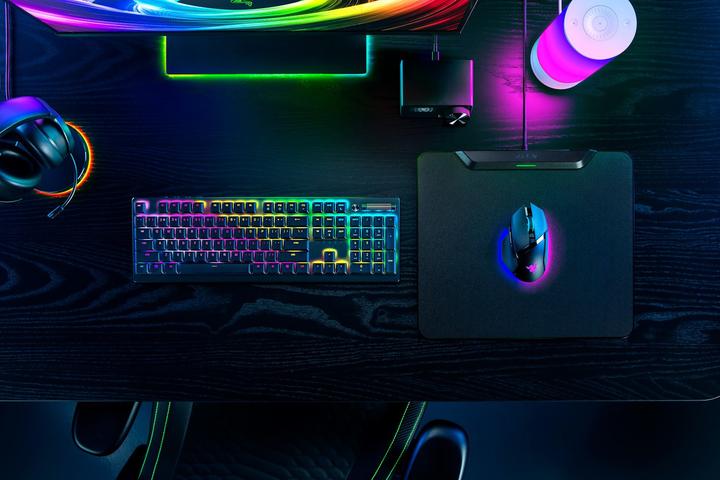 Actual product image Razer HyperFlux V2 - Hard Ed. (M)