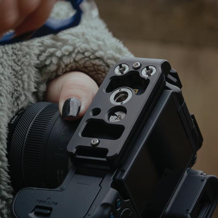 Productafbeelding 3 Legged Thing Riley QD Canon R7 L Beugel Zwart