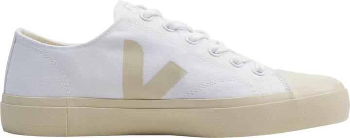 Actual product image Veja Wata II Low (36)