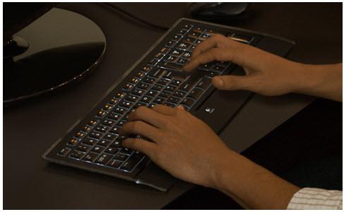 Actual product image Logitech Illuminated Keyboard K740 (US, Cable)