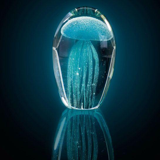 Actual product image Leonardo Oceano jellyfish (11 x 8 x 8 cm)