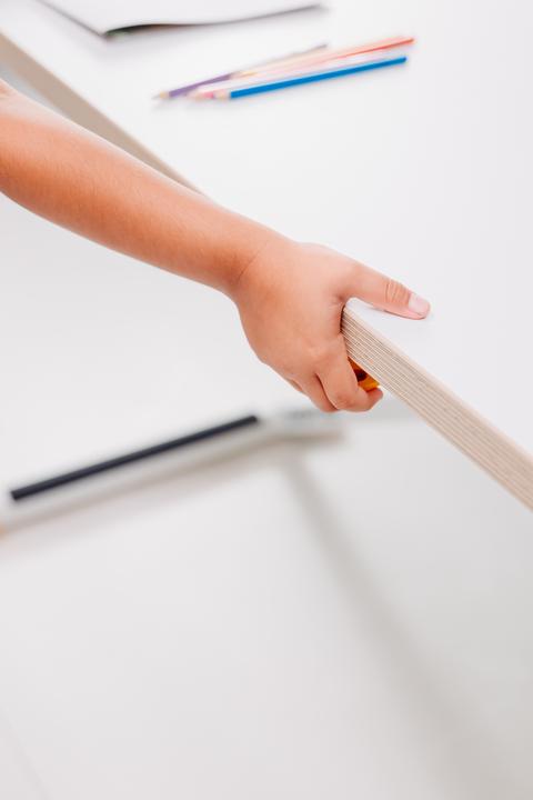 Image du produit PopTop La scrivania per bambini regolabile in altezza (115 x 65 x 86 cm)