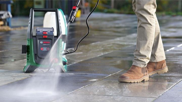 Produktbild Bosch Home & Garden UniversalAquatak 36V-100 (Akkubetrieb)