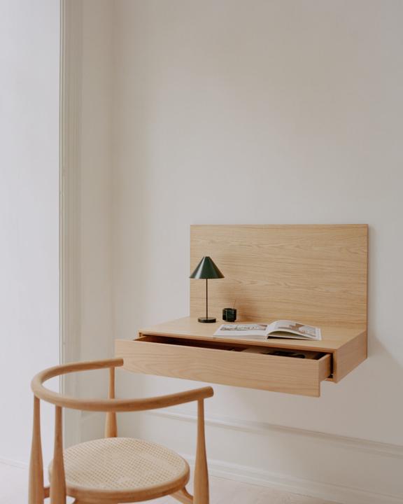 New works Tana (85 x 47.5 x 58 cm)