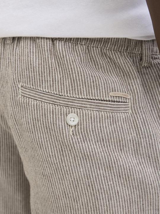 Actual product image Jack & Jones Tapered Fit Shorts Shorts (XS)