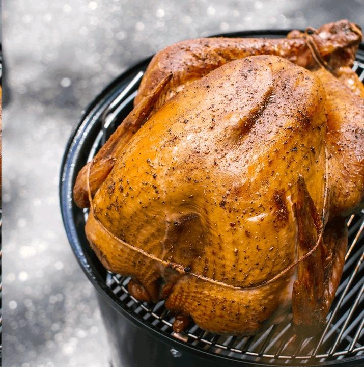 Actual product image Weber Smokey Mountain Cooker (57 cm)