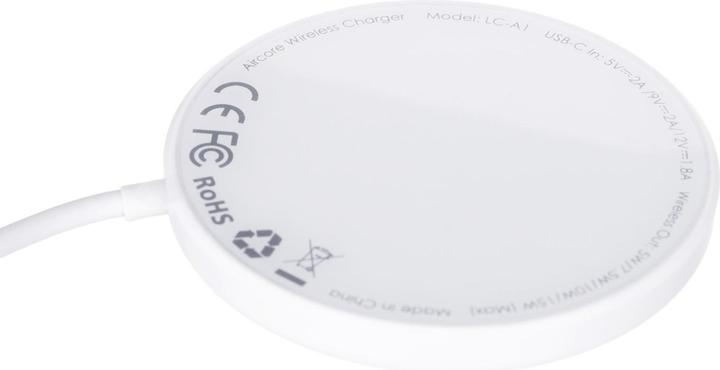 Actual product image Aukey Aircore Magnetic Charger (15 W)