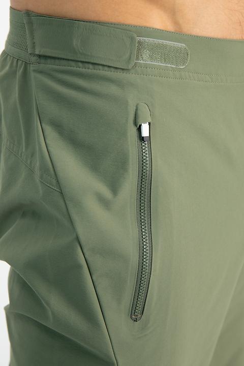Actual product image Poc Essential Enduro Herren Bikeshort (L)