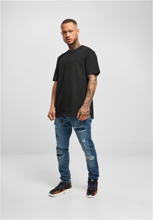 Actual product image Urban Classics Triangle Tee - 16738 (5XL)