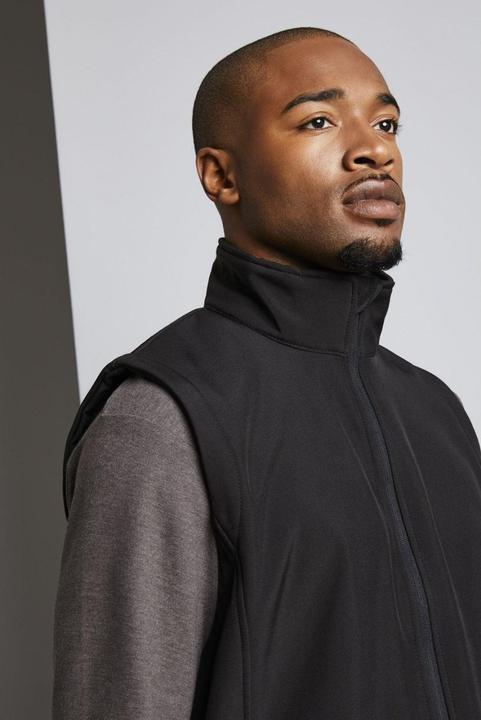 Actual product image Regatta Core Softshell Bodywarmer Gilet (4XL)